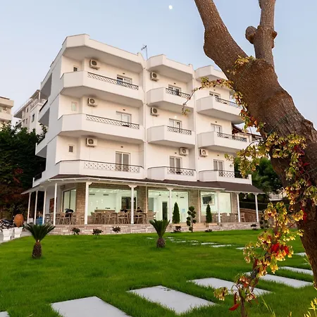 Keliani Hotell 3*